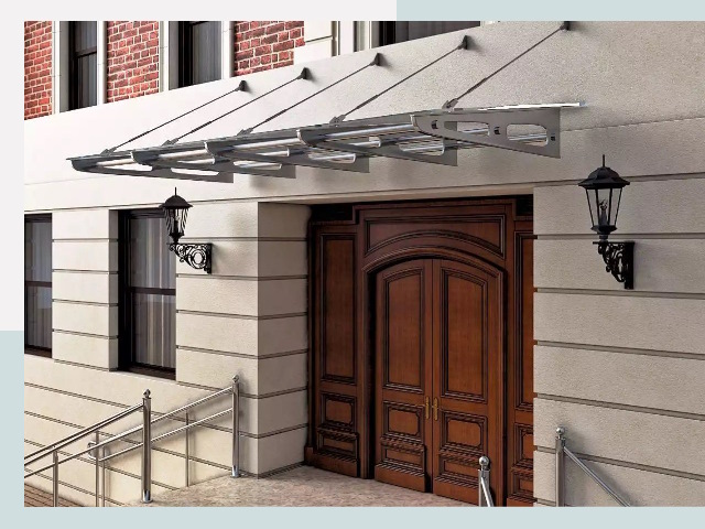 Металлические козырьки от 618 руб. в Ейске